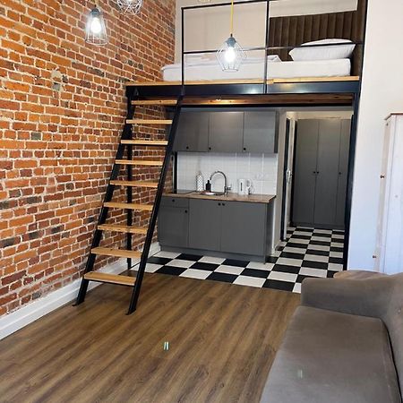 דירות לודז' Urokliwy Loft W Ncl Kamienica Vabank Nr 18 מראה חיצוני תמונה